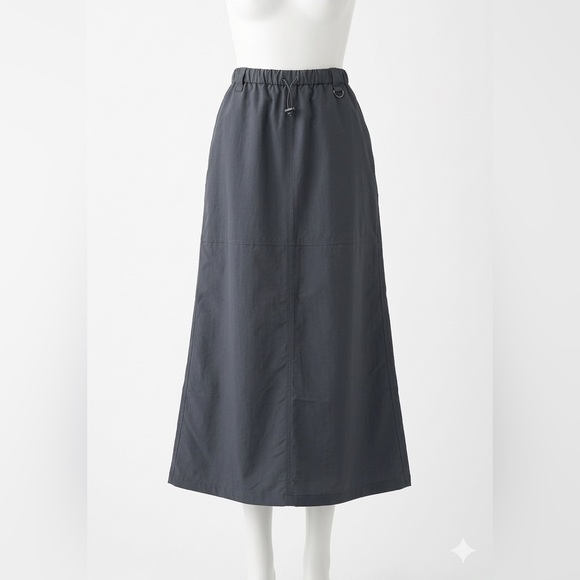 Ardene Dresses & Skirts - Ardene Graphite Grey Utility Cargo Parachute Longline Maxi Skirt Women’s M
